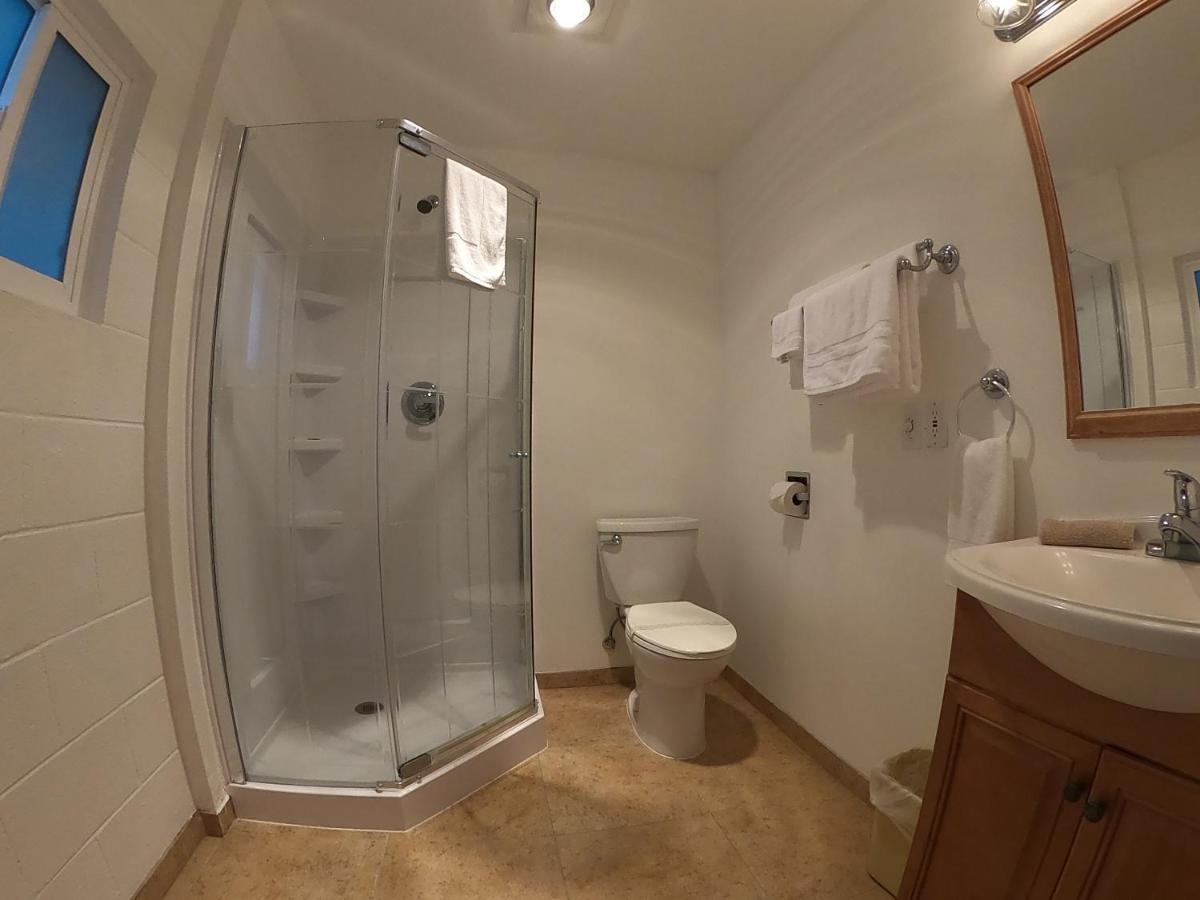 Col-Pacific Motel Ilwaco Экстерьер фото